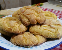Broínha mimosa de fubá