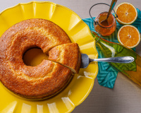 Bolo de laranja fofinho com calda