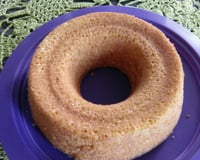 Bolo de milharina com leite condensado