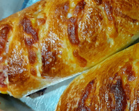 Pão recheado de frios