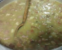 Sopa de ervilha no capricho