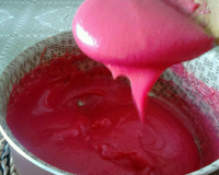 Bicho de pé para rechear bolo