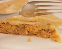 Torta de frango com batata e maionese