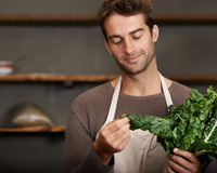 Descobri que comi espinafre errado a vida inteira depois de ouvir os conselhos valiosos dessa nutricionista