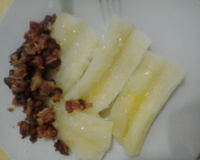 Macaxeira com carne de charque