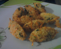 Bolinho de arroz maravilhoso com cenoura raladinha e bem sequinho