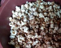 Pipoca de chocolate com menos ingredientes