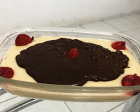 Sobremesa chococreme com morango