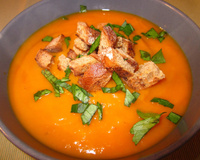 Kürbis suppe mit kokos milk ( sopa de abóbora com leite de coco )