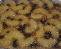 Bolo invertido de abacaxi