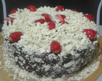 Torta de chocolate com morangos