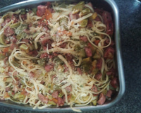 Macarrão com abobrinha e calabresa