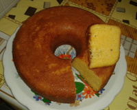 Bolo de milho verde em lata