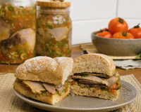 Lagarto em conserva com vinagrete (para comer com pão)