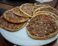 Esfiha armênia (Lemeyun)