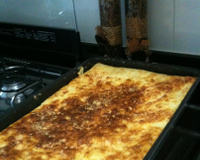 Joelho de tabuleiro (queijo e presunto)