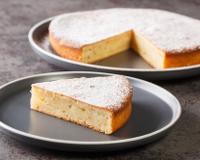 Nem mousse, nem pudim: bolo de iogurte grego mais leve do mundo e estupidamente cremoso parece uma nuvem