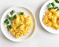 Ovo mexido de hotel: conheça o truque para deixar a receita cremosa