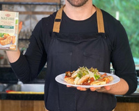 Salada caesar saudável com frango