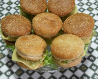 Sanduíche tipo Big Mac