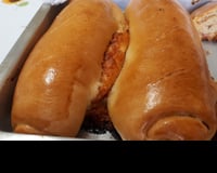 Pão salgado recheado