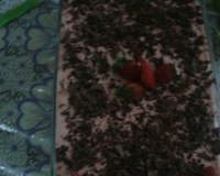 Pavê mousse de morango e chocolate da Taí