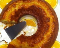 Bolo de laranja com casca e tudo