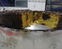 Bolo de cenoura com brigadeiro