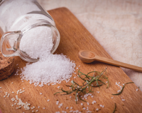 Xô umidade! Confira dicas para deixar o sal sempre seco