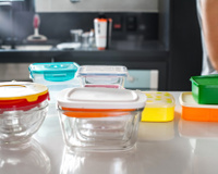 Eu sempre perdia as tampas dos meus potes até aprender como organizá-los corretamente, e isso parou de acontecer!