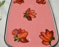 Gelatina com creme rosado