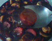 Brigadeiro de panela com frutas