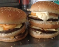 Sanduíche tipo Big Mac