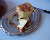 Bolo delícia de farinha láctea e leite condensado