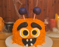 Bolo de chocolate com recheio de doce de abóbora