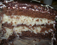 Bolo prestígio à moda Mi