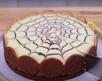 Torta cremosa e chocolatuda fácil de fazer para o domingo de Páscoa: nem precisa levar ao forno!