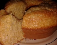 Bolo de vitamilho com coco