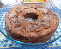Bolo de maçã com granola