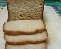 Pão de leite de coco na máquina de pão