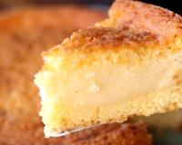 Quem prova, aprova: esse é o melhor bolo de fubá cremoso da vida, feito no liquidificador e nem precisa de muitos ingredientes