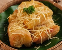 Como fazer mandioca com queijo sem cozinhar no vapor: um lanche saboroso e macio