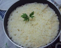 Arroz com peito de frango desfiado