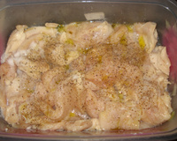 Filé de frango ao creme de cebola