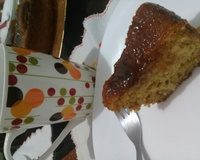 Bolo de laranja sem glúten e sem lácteos com calda de laranja e limão  