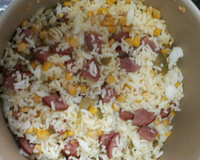 Arroz com milho e linguiça calabresa