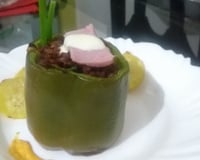 Pimentão recheado com carne moída