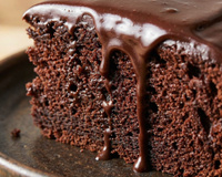 Eu não tinha ovo em casa e acabei descobrindo esse bolo de chocolate delicioso (receita fácil!)