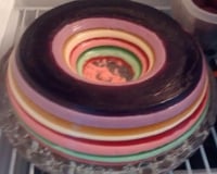 Gelatinas coloridas em camadas