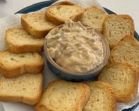 Parei de adicionar maionese no atum na hora de fazer patê: esse outro ingrediente deixa muito mais gostoso e é mais saudável